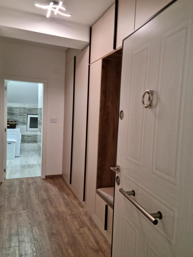 Lilien Apartment Airport Ledine 外观 照片